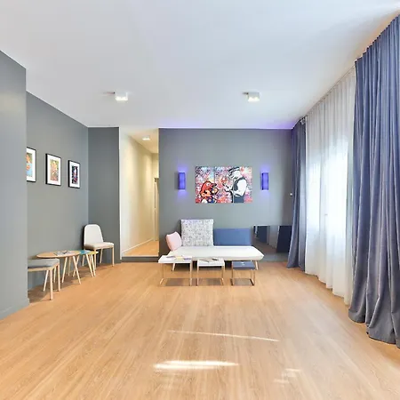 Urbanflat 124 - Spacious In The Heart Of *